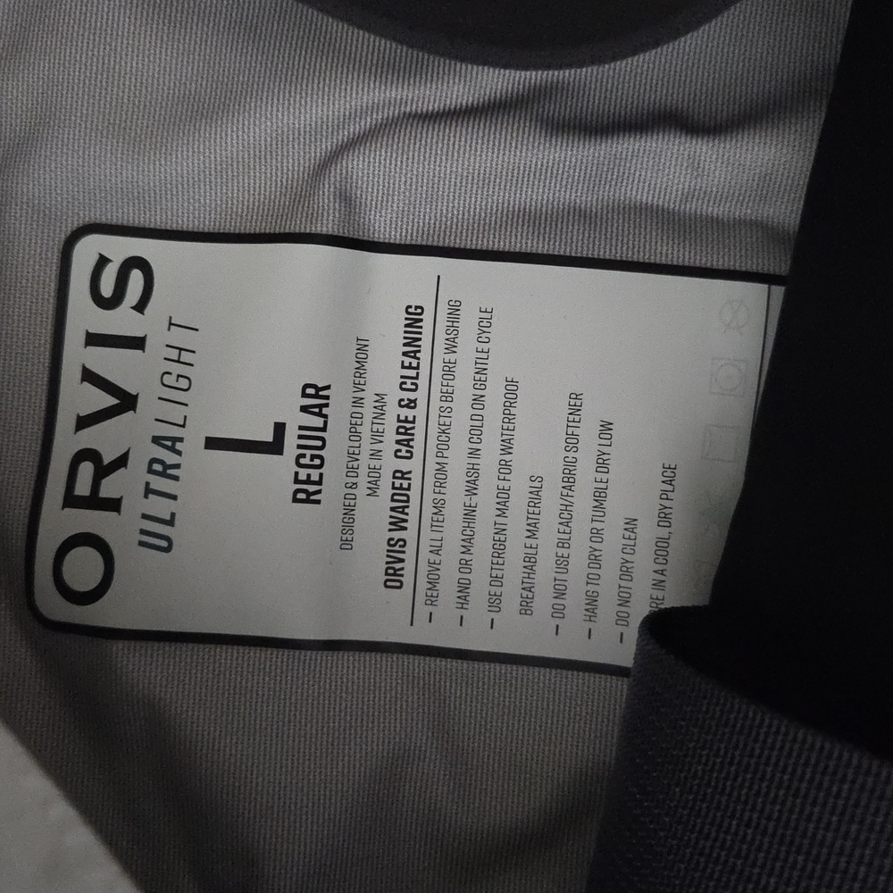 Women's Orvis Ultralight Chest Waders - Size Large - Picture 10 of 14
